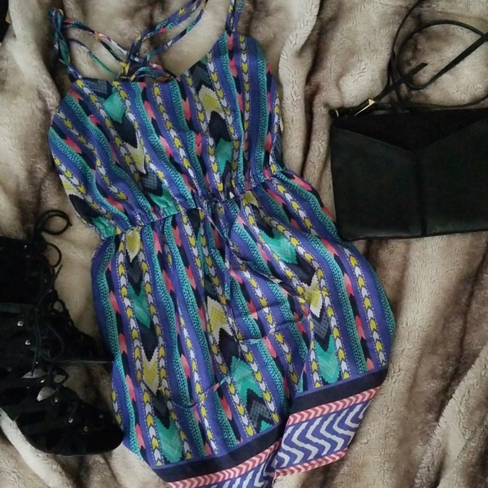 Pattern Dress - Picture 1 of 2